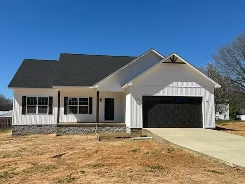 90 Red Fern Cv, Savannah, TN 38372