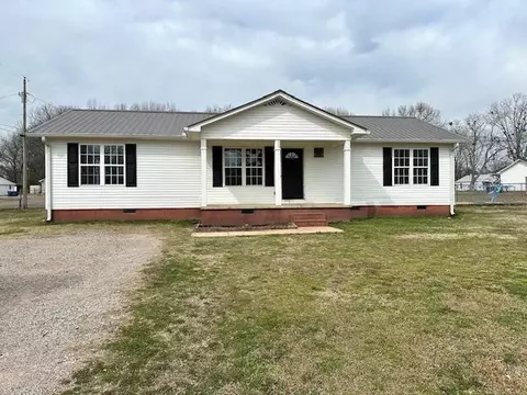 130 Stricklin Pl, Savannah, TN 38372