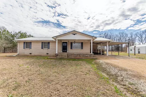 619 Horseshoe Bend Rd, Linden, TN 37096