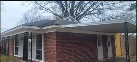 5240 Bitter Creek Dr, Memphis, TN 38127