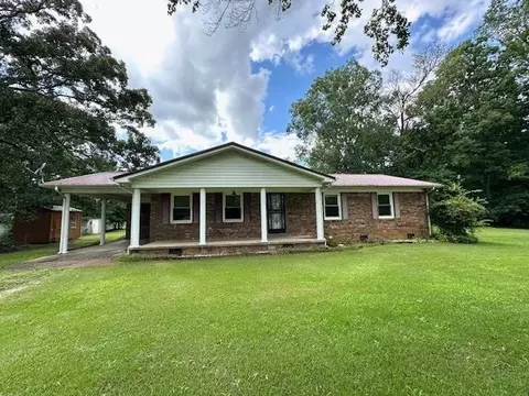 245 Andrews Ln, Savannah, TN 38372