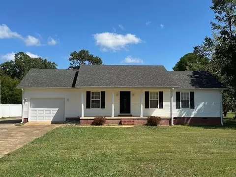 195 Central St, Savannah, TN 38372
