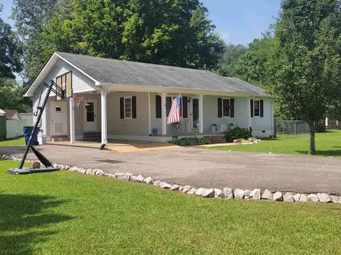 55 Garey Loop, Savannah, TN 38372