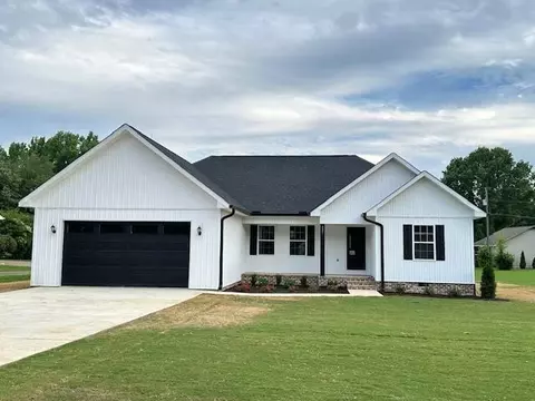 225 Morningside Cir, Savannah, TN 38372