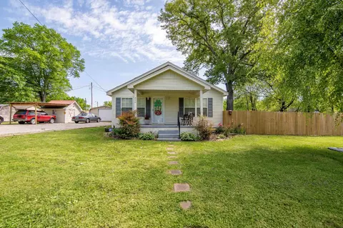 290 Sutton St, Savannah, TN 38372