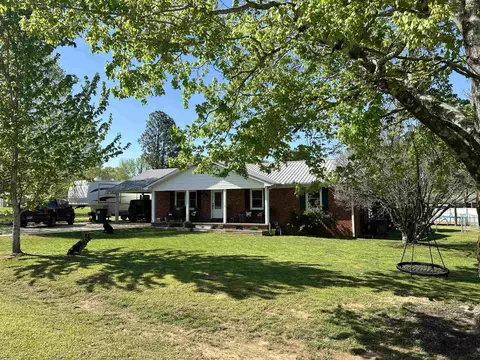 180 Paine Rd, Savannah, TN 38372