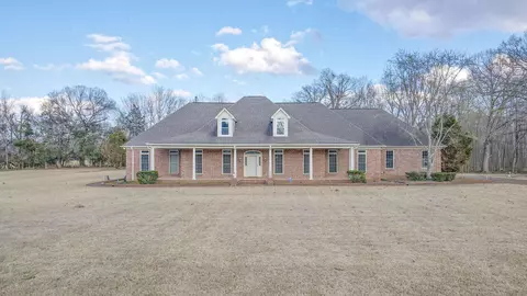 1258 Smithson Trl, Eads, TN 38028
