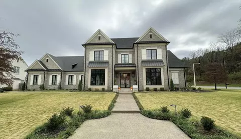 2426 Allelon Woods Ln, Germantown, TN 38138