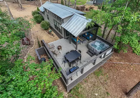 574 Deer Lick Trl, Monteagle, TN 37356