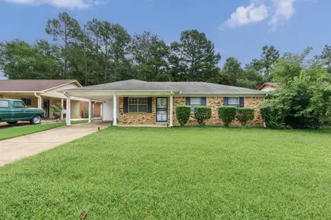 5366 Sputnik Dr, Memphis, TN 38118