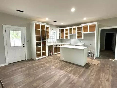 35 Claybrook Dr, Savannah, TN 38372 photo 3