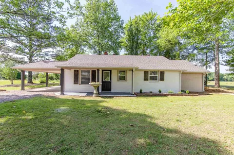 1495 Seaton Loop Rd, Adamsville, TN 38310