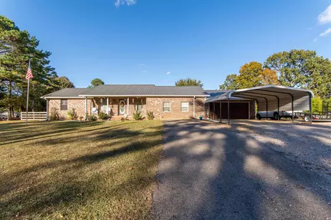 205 Ridge Rd, Savannah, TN 38372