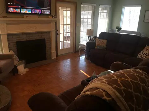 342 Dixie Dr, Savannah, TN 38372 photo 7