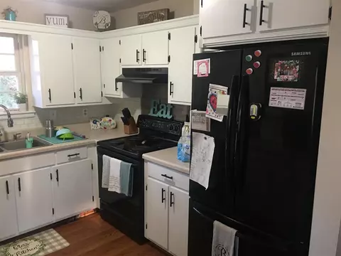 342 Dixie Dr, Savannah, TN 38372 photo 10
