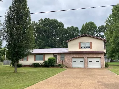 65 Maddox Loop, Savannah, TN 38372 photo 1