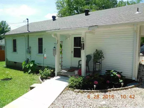 165 E Main St, Savannah, TN 38372 photo 11