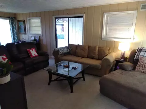 450 E Main St, Savannah, TN 38372 photo 3