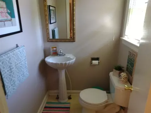 450 E Main St, Savannah, TN 38372 photo 7