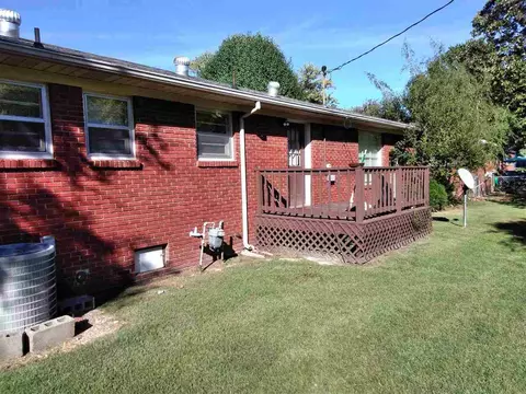 450 E Main St, Savannah, TN 38372 photo 11