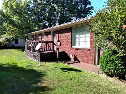 450 E Main St, Savannah, TN 38372 photo 10