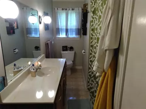 450 E Main St, Savannah, TN 38372 photo 9