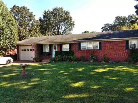 450 E Main St, Savannah, TN 38372 photo 1