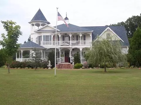 80 Eagle Dr, Savannah, TN 38372 photo 1