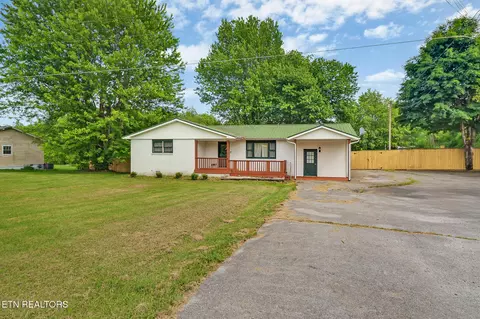 3341 Tabor Loop, Crossville, TN 38571