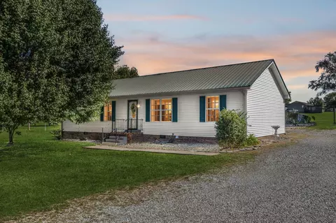 7341 Ruby Keith Rd, White House, TN 37188