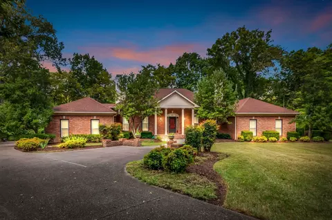 212 Timberline Ct, Franklin, TN 37069