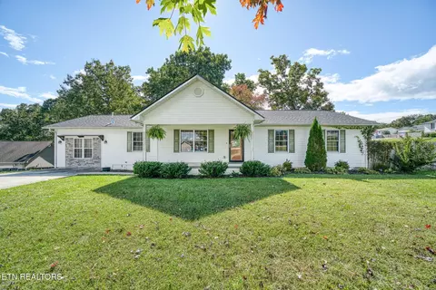 20 Beech Cir, Crossville, TN 38555