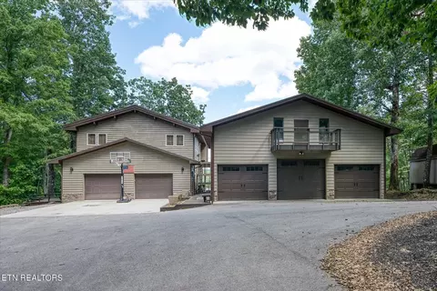 1001 Snicktaw Pl, Monterey, TN 38574