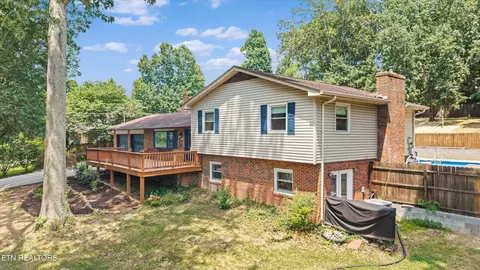 7529 Shaker Dr, Knoxville, TN 37931