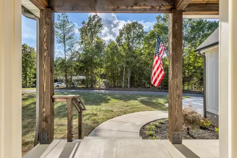 1054 Walnut Grove Rd, Dickson, TN 37055 photo 6