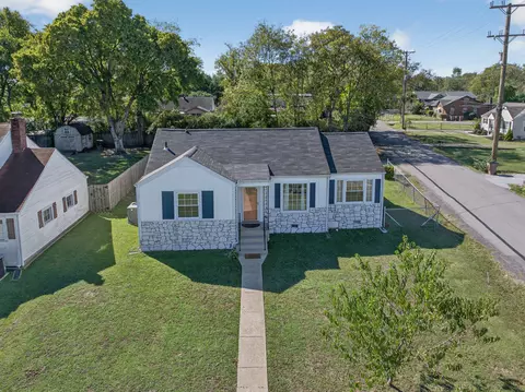 972 Malquin Dr, Nashville, TN 37216