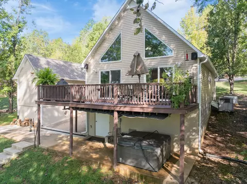 183 Featherfoot Pkwy Loop, Parsons, TN 38363