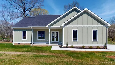 79 Elm Crest Cir, Mcminnville, TN 37110