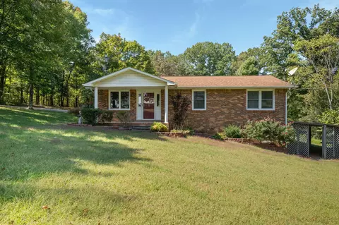 Exterior - 579 Murrell Rd, Dickson, TN 37055 photo 9 of 13