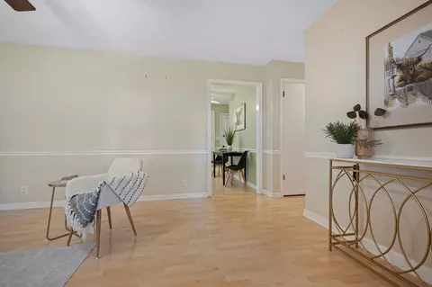 Entry Way - 579 Murrell Rd, Dickson, TN 37055 photo 2 of 2