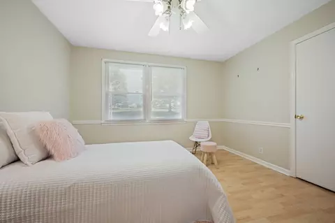 Bedroom - 579 Murrell Rd, Dickson, TN 37055 photo 5 of 7
