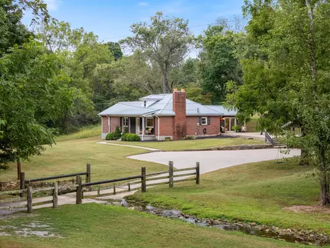 7770 Smith Rd, Primm Springs, TN 38476