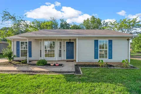 951 Van Buren Ave, Oak Grove, KY 42262