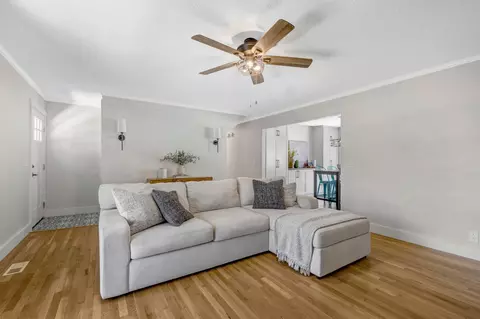 Living - 4141 Premier Dr, Murfreesboro, TN 37128 photo 1 of 3