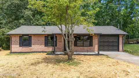 2925 Bethel Pl, Powell, TN 37849
