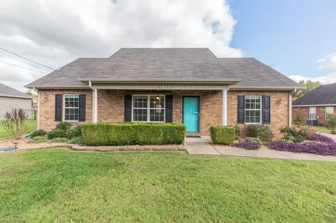 3014 Barretts Ridge Dr, Murfreesboro, TN 37130