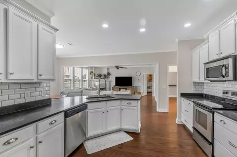 Kitchen - 1817 Splash Pl, Murfreesboro, TN 37130 photo 4 of 4