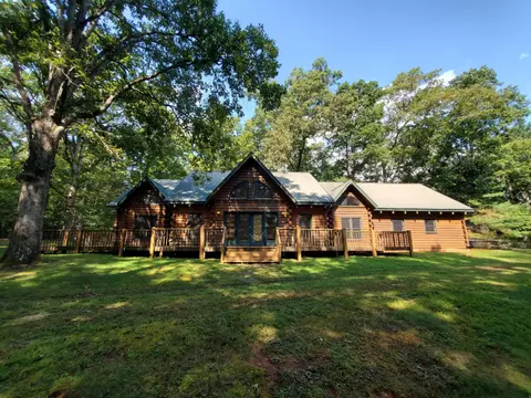 45 Wolf Creek Ests, Mineral Bluff, GA 30559