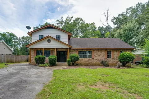 5520 Spring Garden Ln, Chattanooga, TN 37411