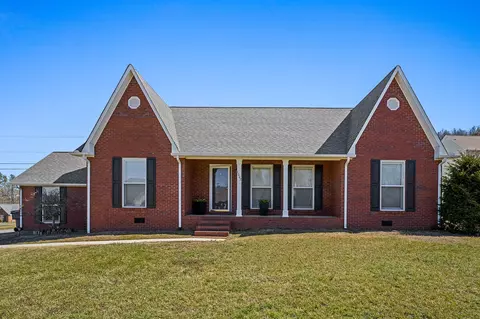 1002 Cambridge Ct, Cookeville, TN 38506